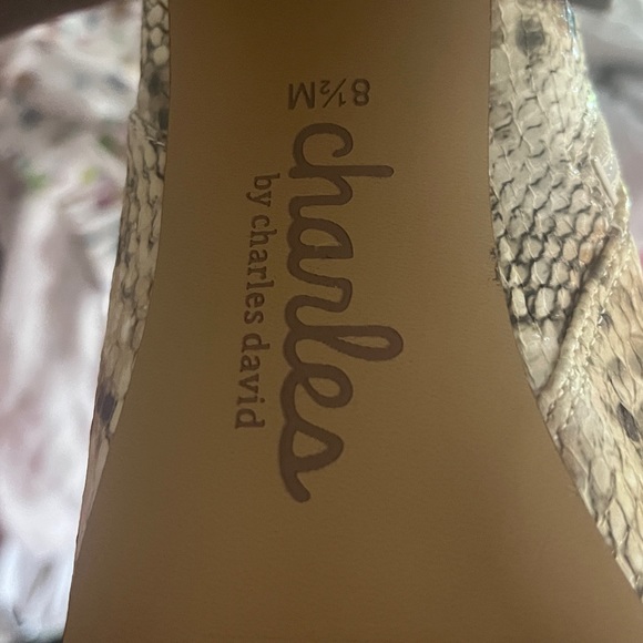 reptile print boots - Picture 3 of 4